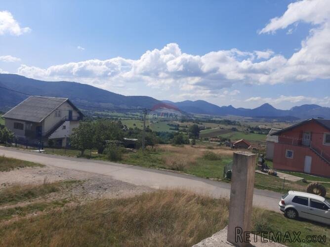 Lika,Udbina, vikendica sa lijepim pogledom i okućnicom - 5