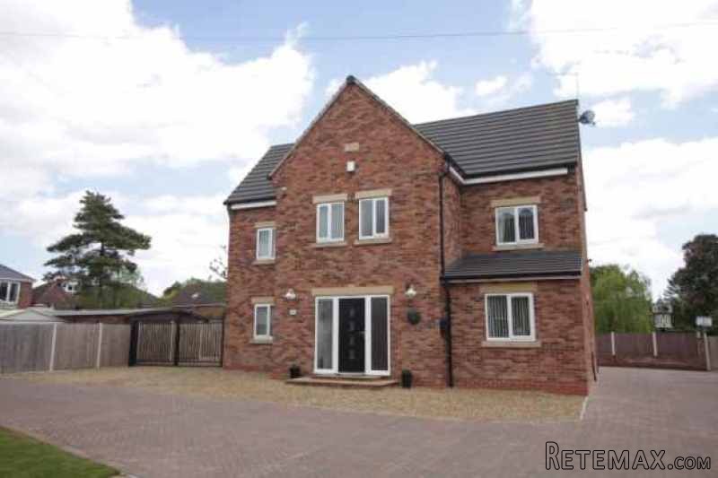 5 bedroom, Detached House house for sale