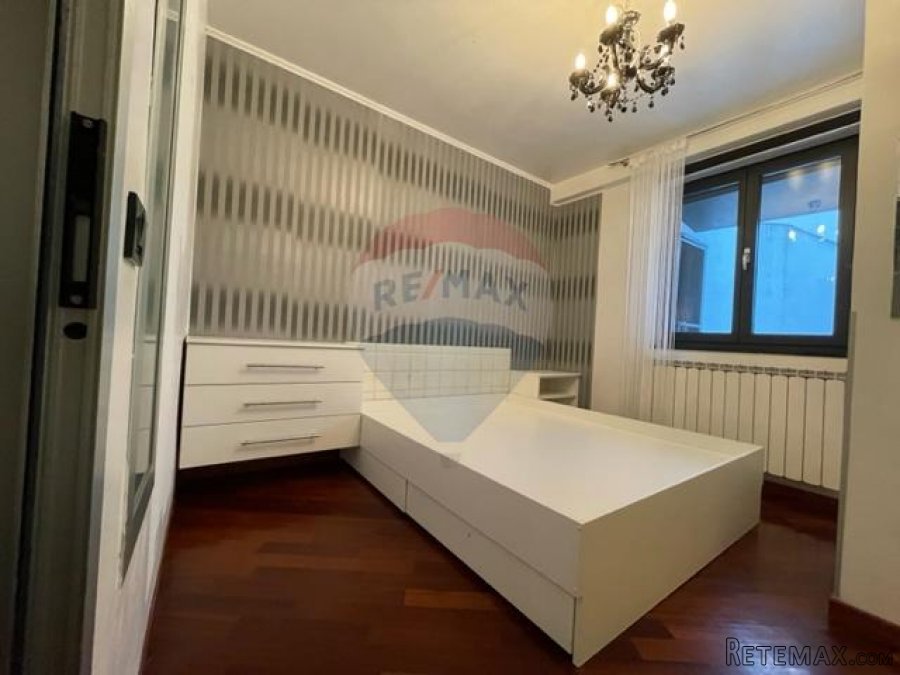 Kostrena, Doričići, kuća sa dva stana površine 162 m2 - 9