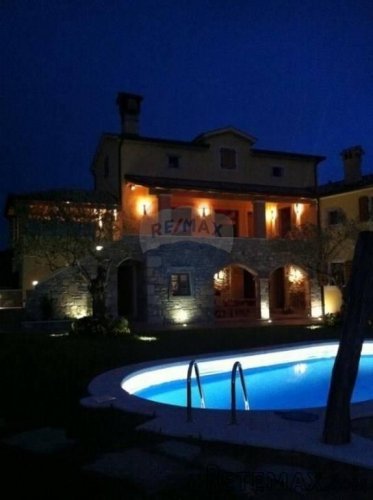 PAZIN-GRDOSELO - VILLA SA BAZENOM - 9