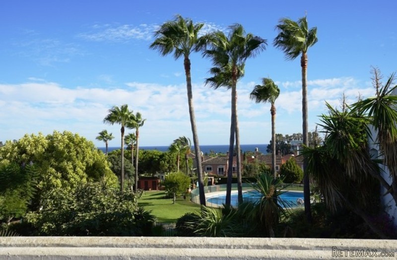 6 Bedrooms - House - Malaga - For Sale
