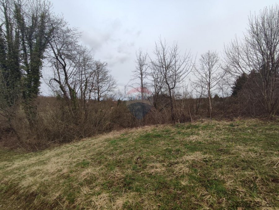 Ogulin, Ponikve, Građevinski teren 2800 m2 - 2