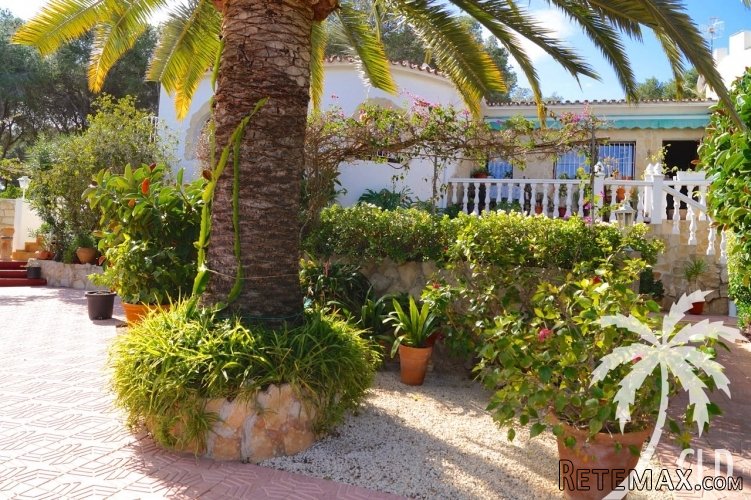 Villa with Apartments for Sale in Cap Blanc, Moraira within.. - 2