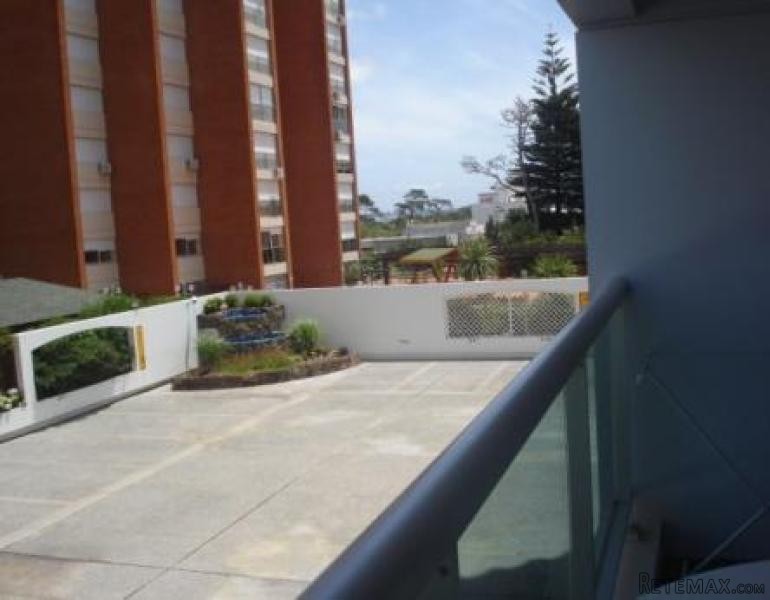1 Bedroom Apartment - For Sale - Mansa - 2