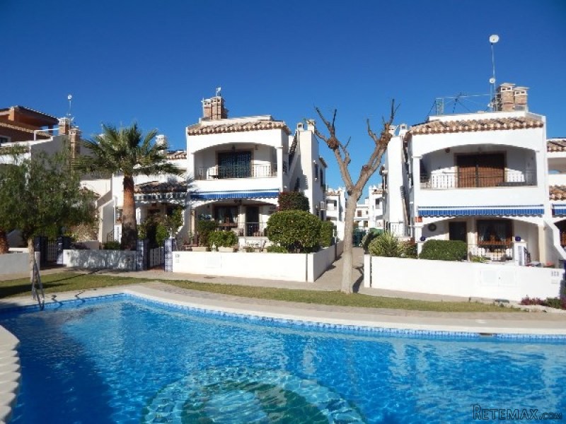 2 Bedrooms Apartment For Sale - 2