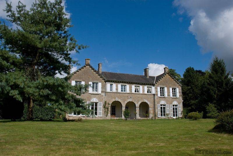 Stunning Vast Country House