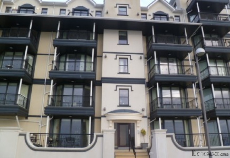 15 Kensington Place, Onchan - 2
