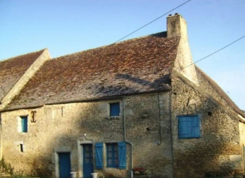 Habitable Rural House to Improve