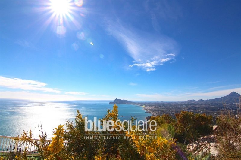 Exceptional Plot with Sea View in Altea..