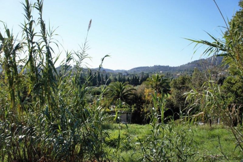 Fabulous building plot with valid..