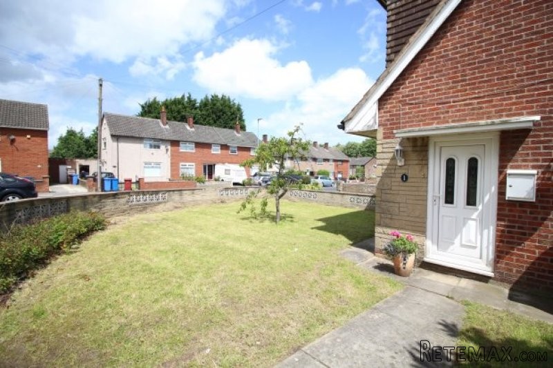 3 bedroom, Semi-detached House house.. - 2