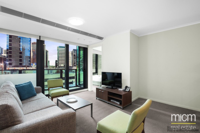 Live the Award-Winning Southbank..