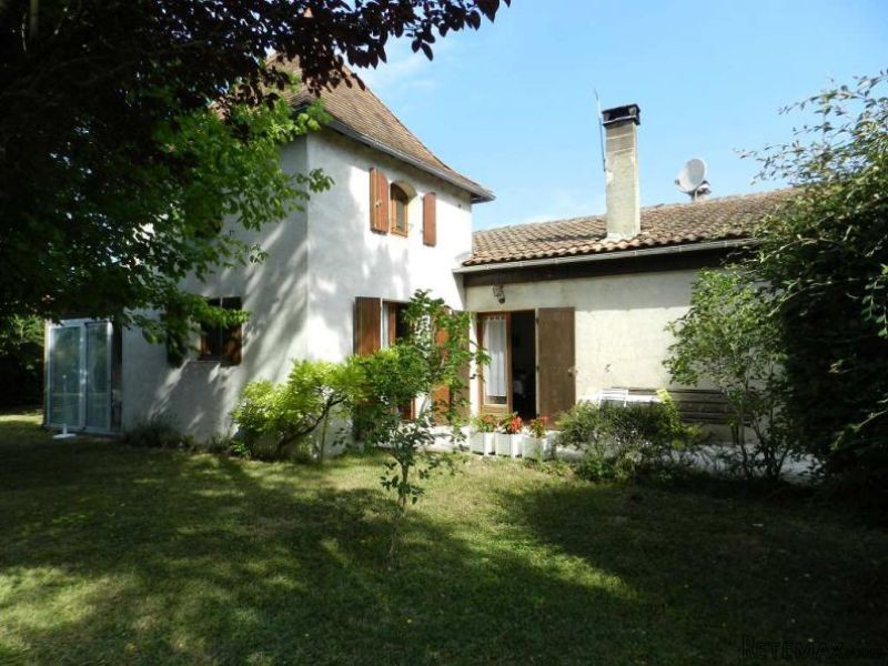 Beautifully Presented House - 2