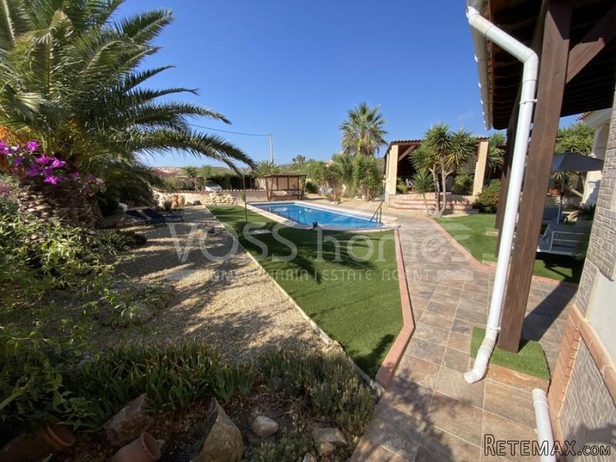 NEW & EXCLUSIVE TO VOSS HOMES - An absolutely stunning.. - 10