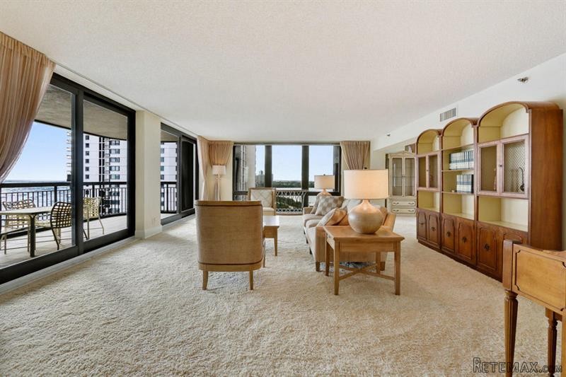 3 bedroom Residence For Sale: Singer.. - 2