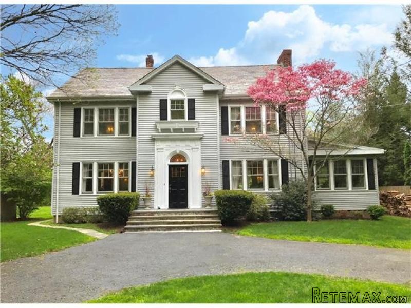 5 bedroom House For Sale: 74 GARDINER..