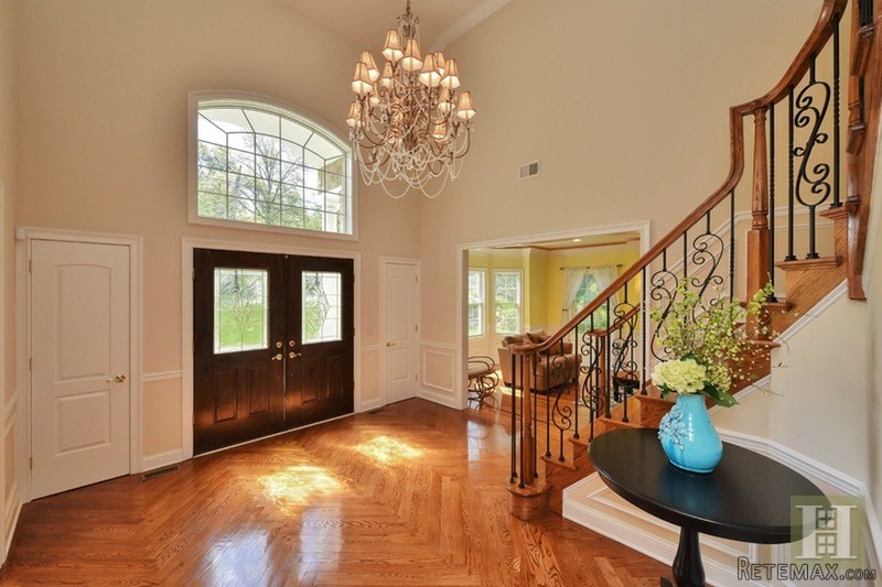 6 bedroom House For Sale: 13 GRANDVIEW.. - 2
