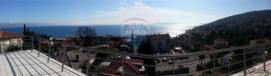 OPATIJA - STAN OD 218,55 m2 + GARAŽA - NAJAM