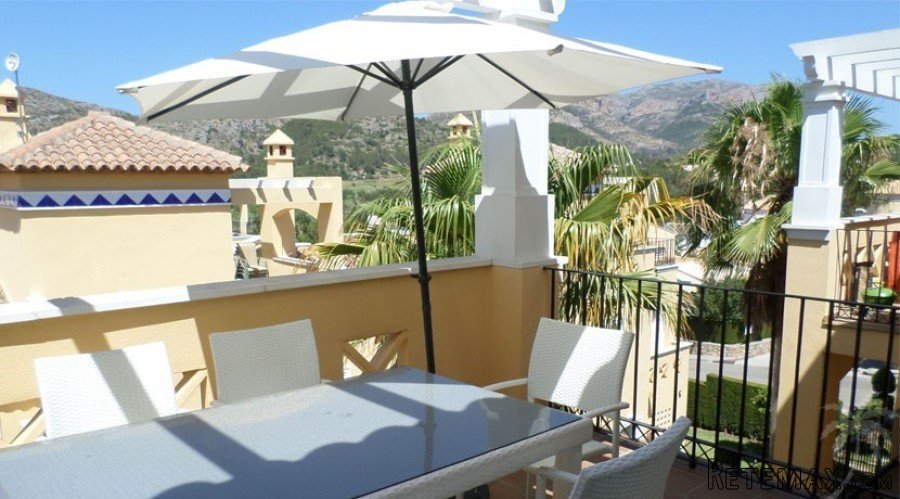 Enchanting apartment on the 2nd floor of a two-storey..