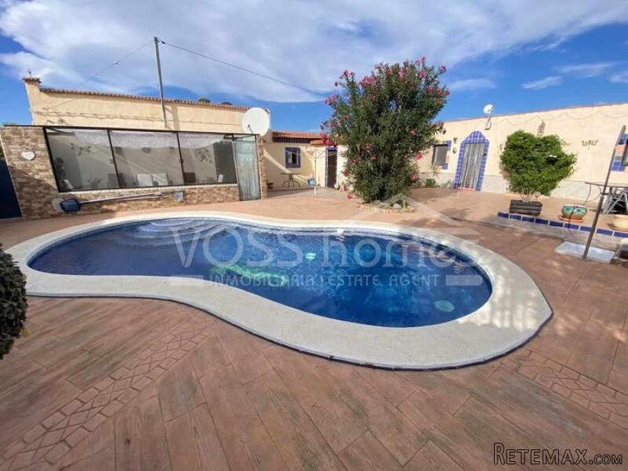 NEW & EXCLUSIVE TO VOSS HOMES - A uniquely designed, full.. - 5
