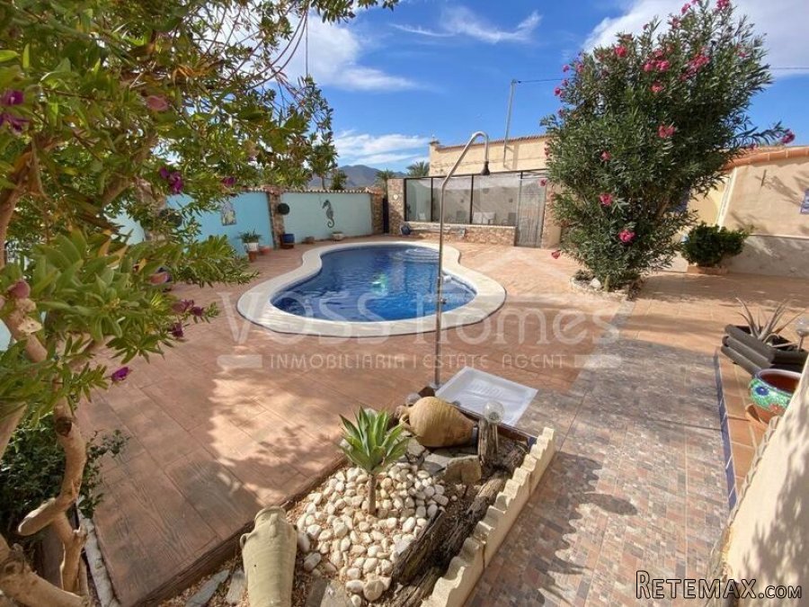 NEW & EXCLUSIVE TO VOSS HOMES - A uniquely designed, full.. - 6