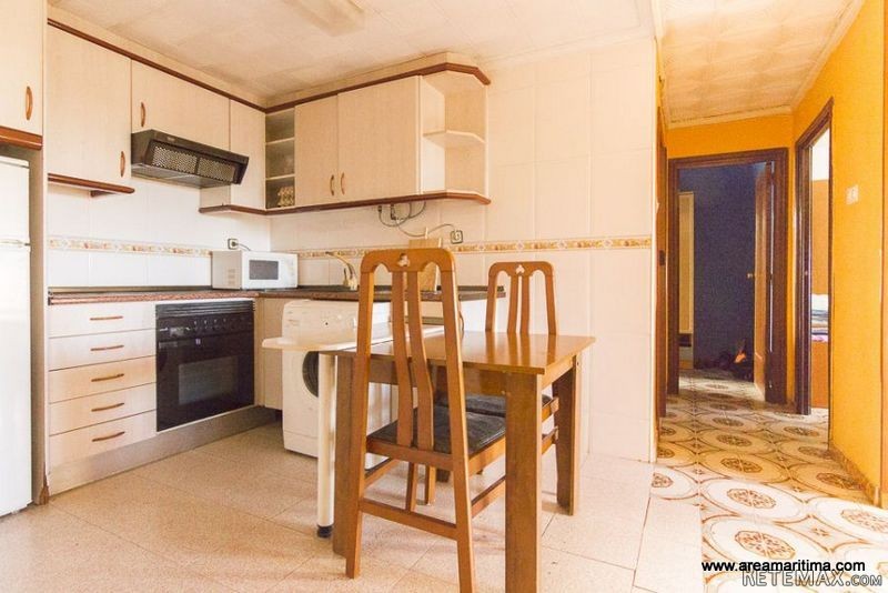 Cheap flat for sale in Benimamet..