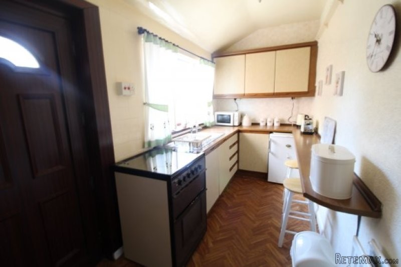 2 bedroom, End Of Terrace House house.. - 2