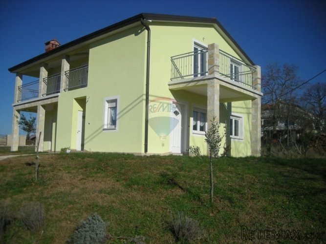 Nova kuća na 3 etaže 210m2 1km od Umaga - 2