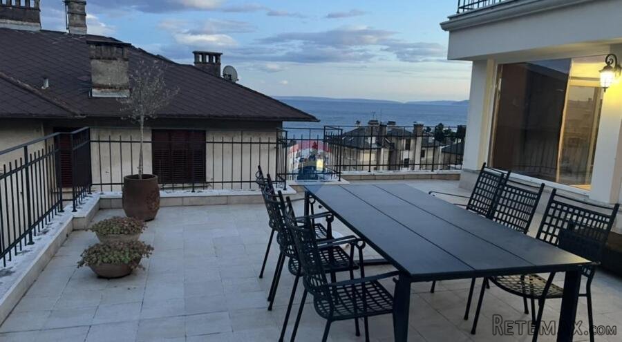 OPATIJA-namješten stan 3s+db u vili sa velikom terasom - 2