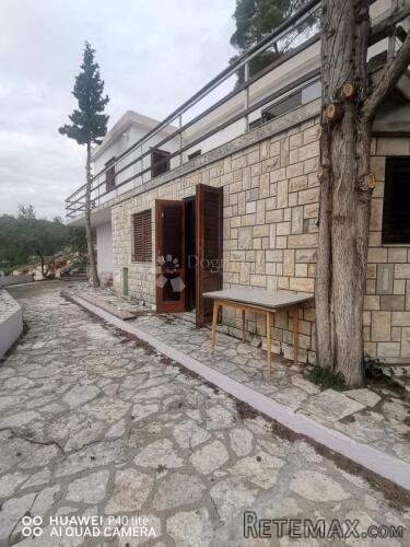 OTOK KORČULA - VELA LUKA - KUĆA SA POGLEDOM NA MORE,INVESTIC - 2