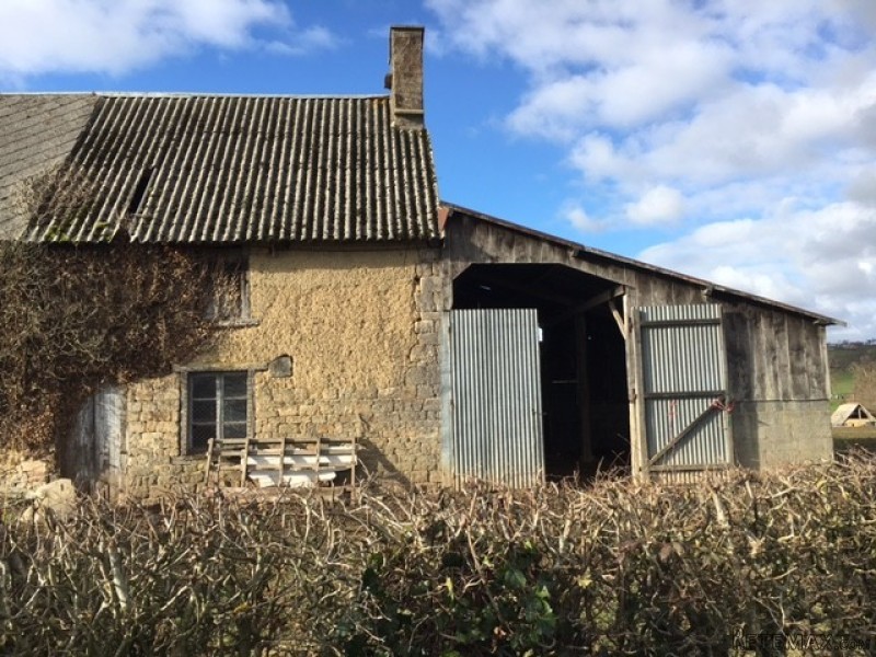 Barn to Renovate - 2