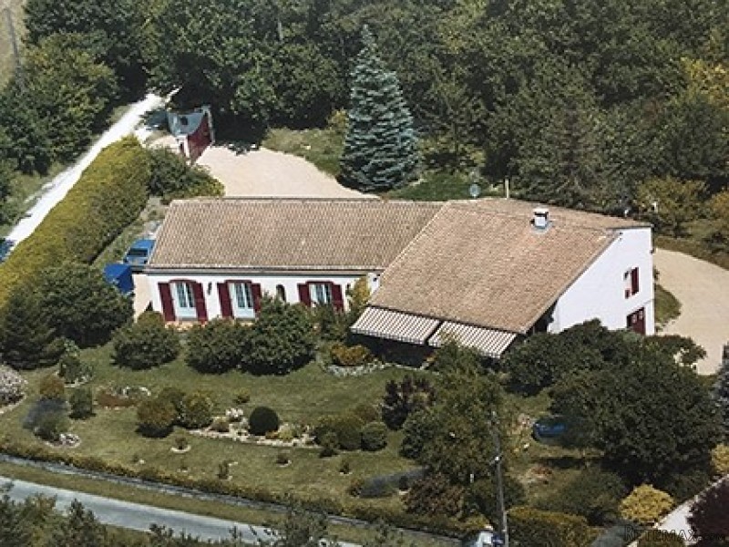 Beautiful One Storey House Of High..