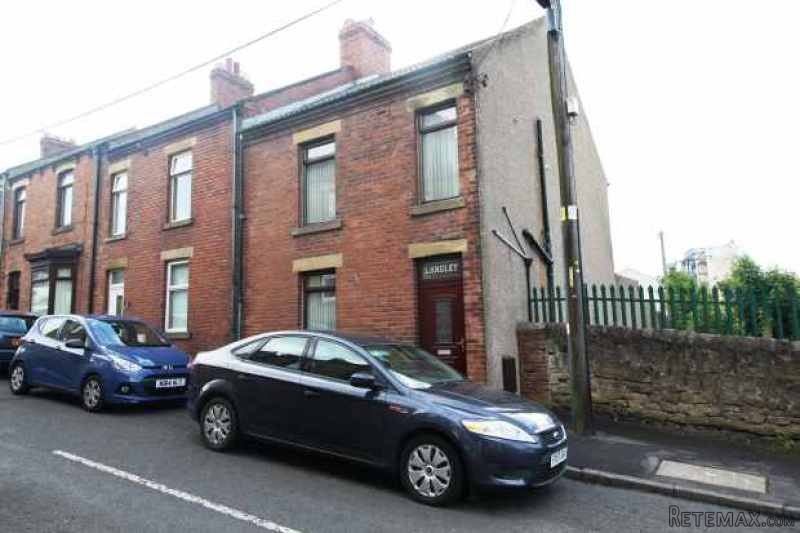 2 bedroom, End Of Terrace House house..