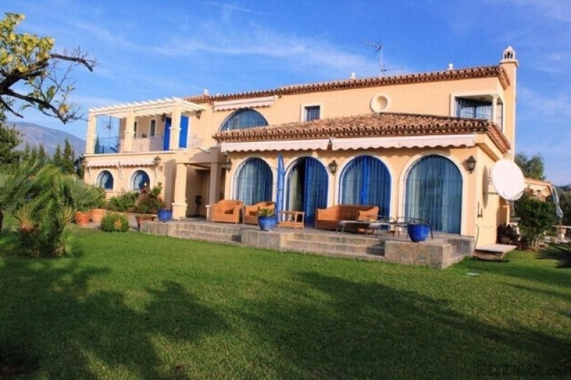 3 Bedrooms - Villa - Malaga - For Sale