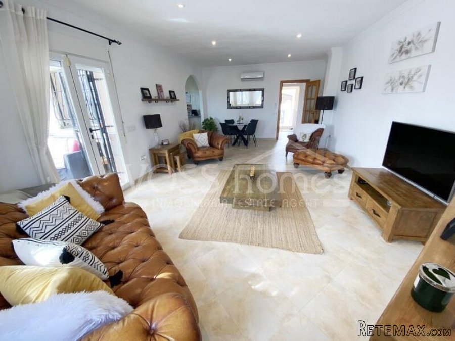 NEW & EXCLUSIVE LISTING TO VOSS HOMES - A lovingly.. - 11