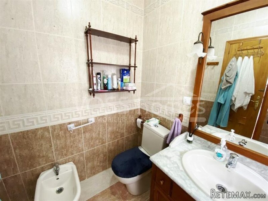 NEW LISTING TO VOSS HOMES - A two storey 132m2 town house.. - 11