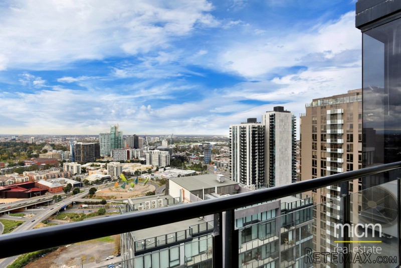 Stunning, Spacious and Superb Views.. - 2