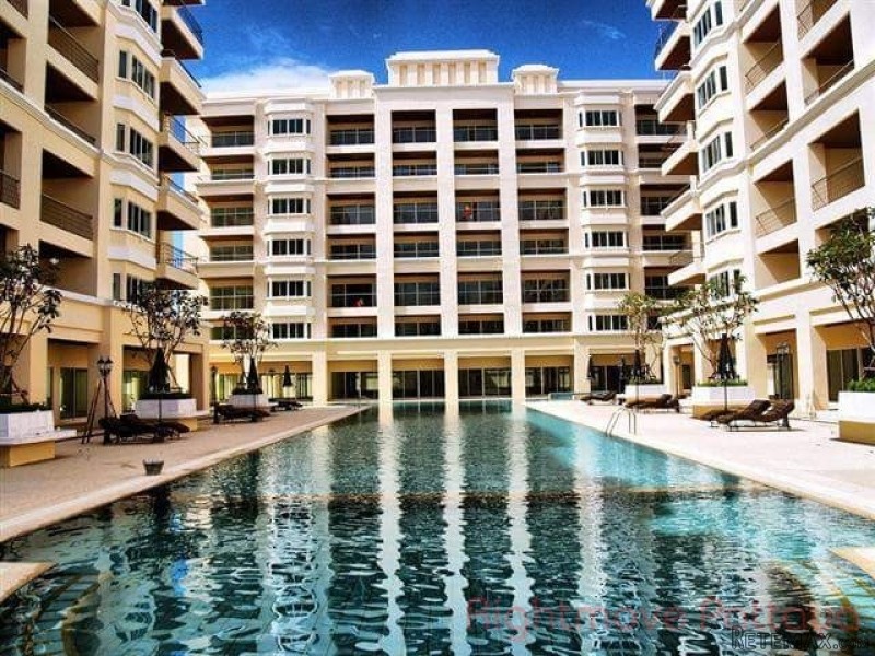 2 Bedroom Condo for sale in Jomtien -..