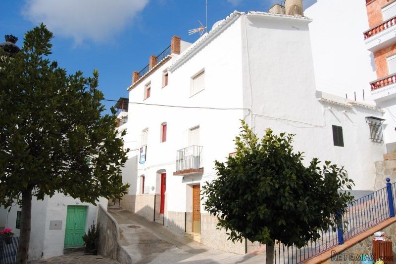 Town House for Sale in Competa, Competa..