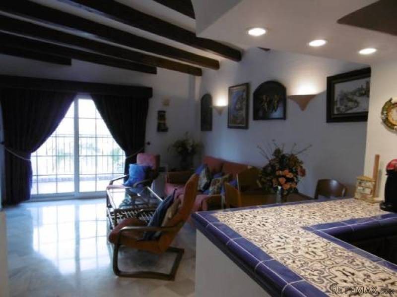 2 Bedroom 1 Bathroom Apartment In.. - 2