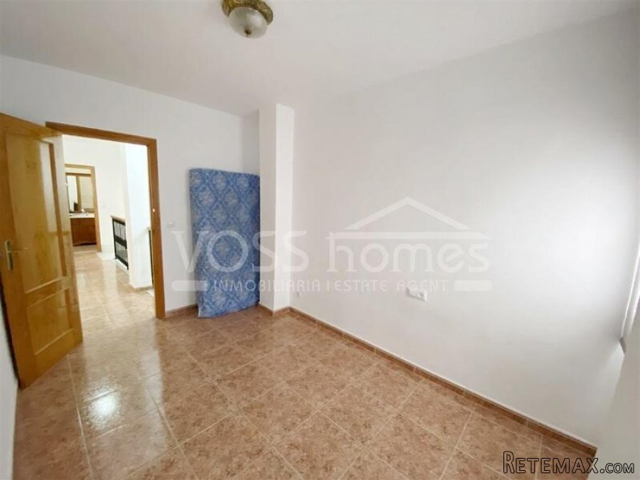 NEW LISTING TO VOSS HOMES - A two storey 132m2 town house.. - 18