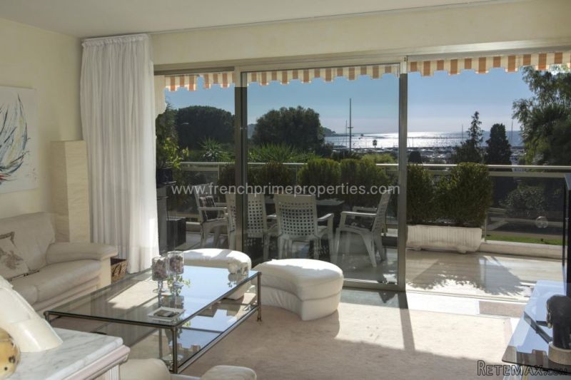 Sale Apartment - Cap d'Antibes