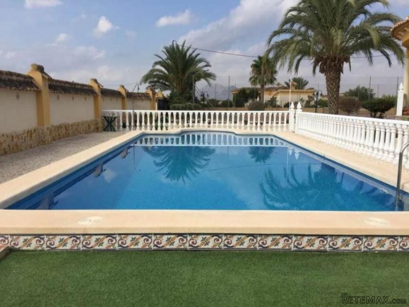 4 bedroom villa with pool and tennis in.. - 2