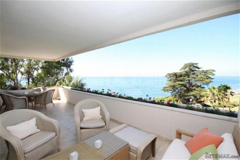 Apartment For Sale In New Golden Mile..