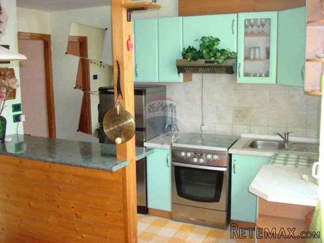 KRASAN DVOETAŽNI STAN / APARTMAN 300 m OD ARENE - 3