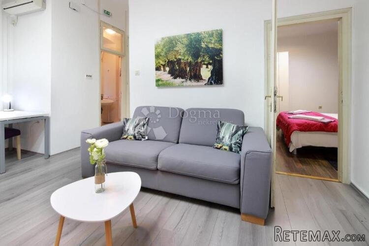 RIJEKA CENTAR STUDIO APP 57M2 + 20M2 POSLOVNI PROSTOR - 3