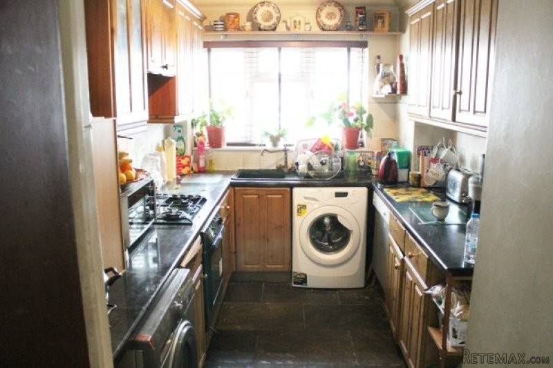 4 bedroom, Detached House house for sale - 2