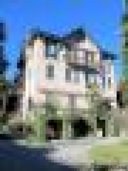 Apartment For Sale In Cernobbio Town..
