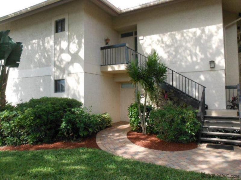 19329 Sabal Lake Dr #5056, Boca Raton..