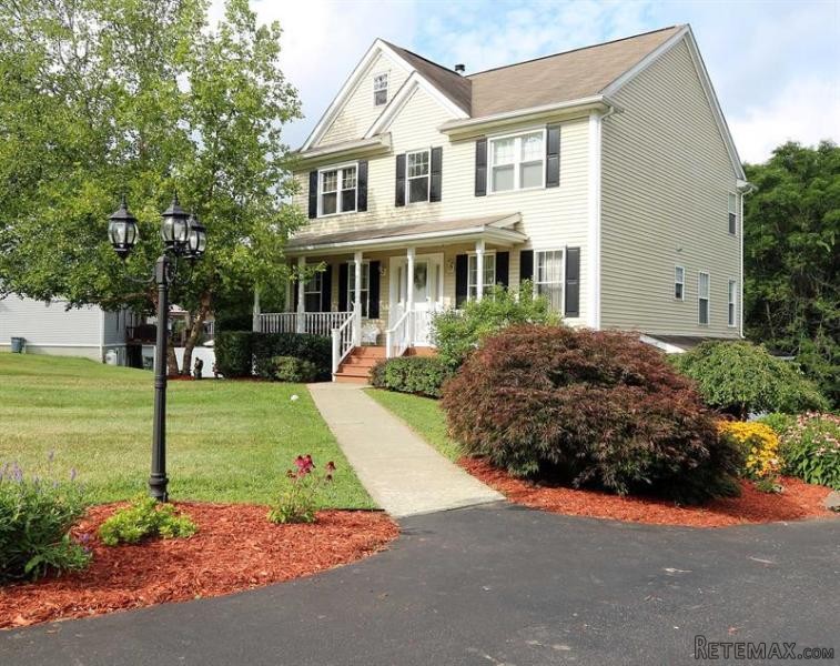 3 bedroom House For Sale: 60 Reynolds.. - 2